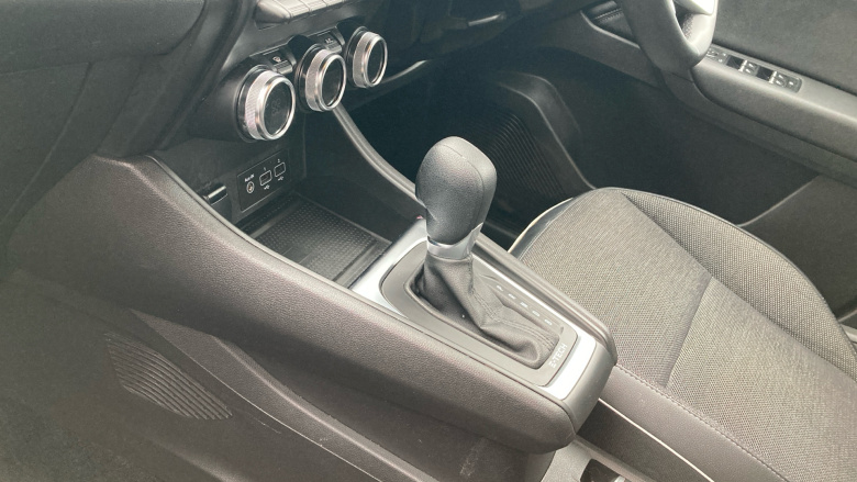 Renault Captur 1.6 E-Tech full hybrid 145 Techno 5dr Auto Hybrid Hatchback